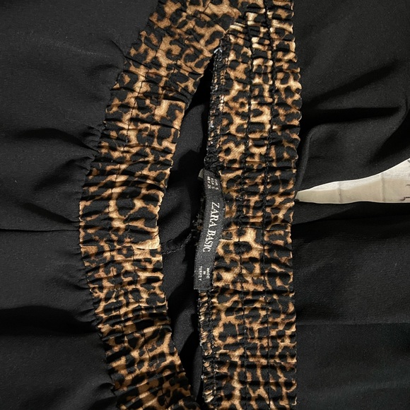 Zara Joggers - Picture 2 of 2